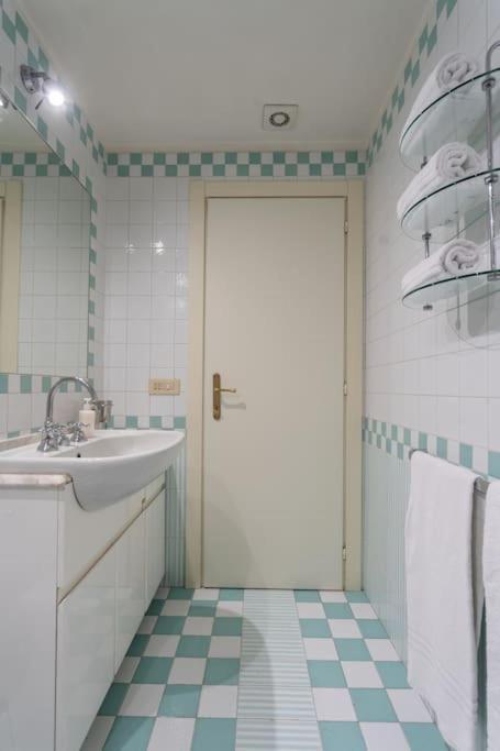Pgrhome Barberini Rome Buitenkant foto